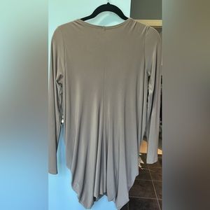 Tunic top by Sympli size 8